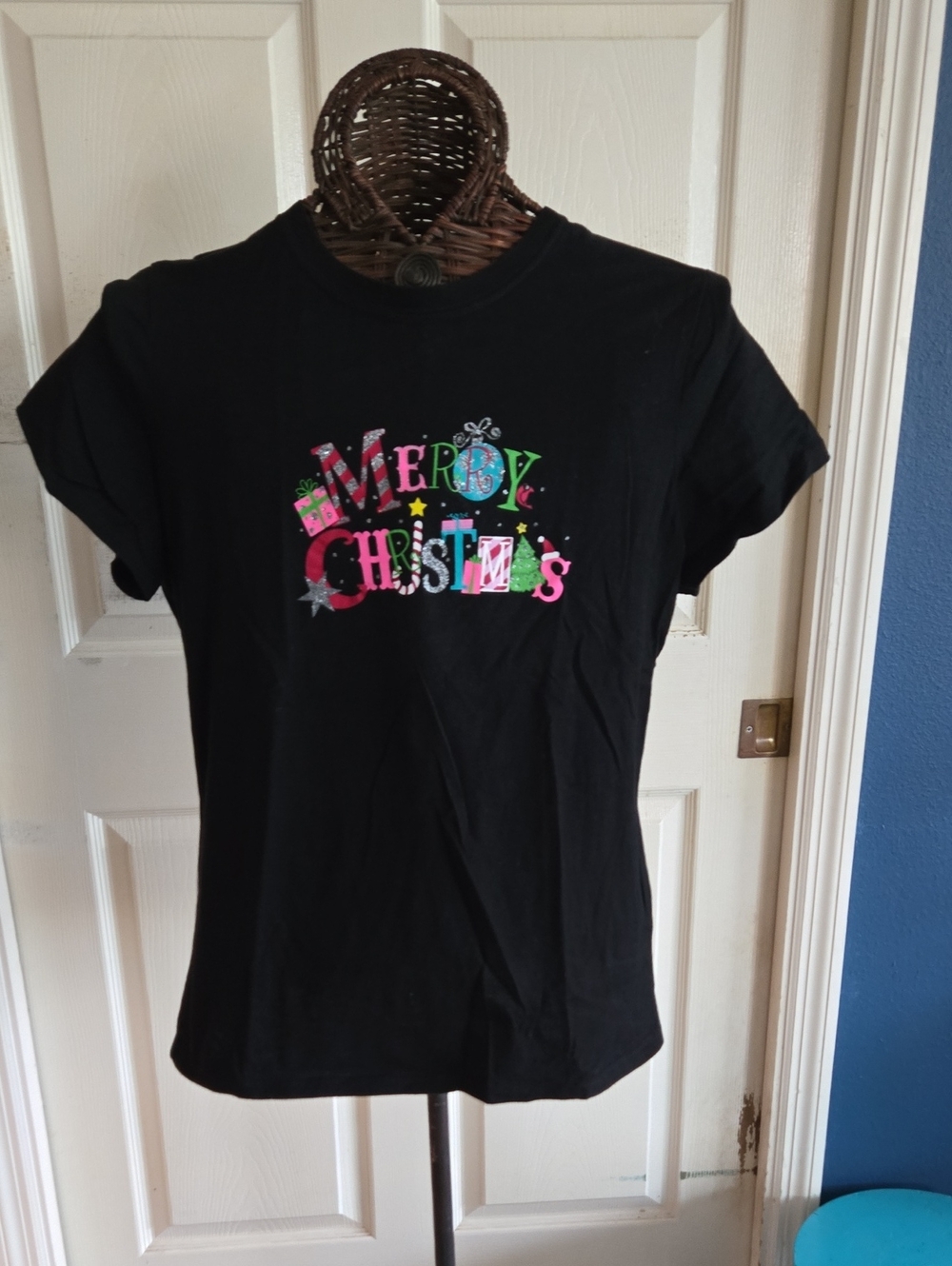 Black "Merry Christmas" Graphic Tee